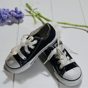 Converse All Star Sneakers Child  Size 6